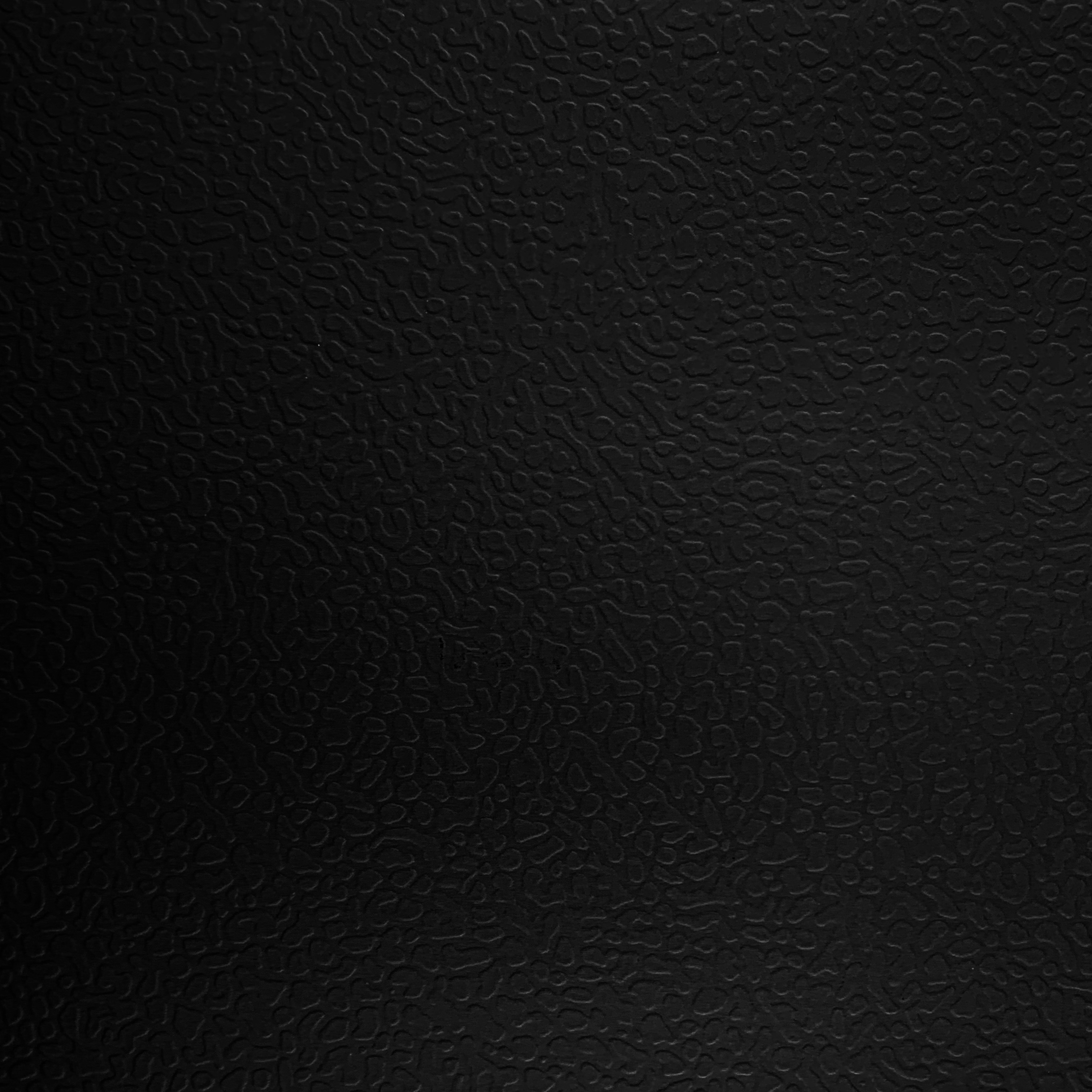 Black (Черный)